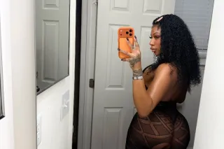 New in Town lets hang out🫦💦 - ... - Image 3