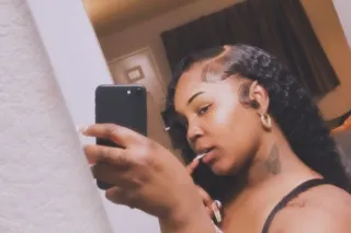 sloppy throat goddest 🤤 wettest pussy on earth 😍💦 - Image 4