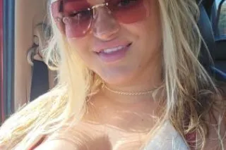 busty blonde outcalls - Image 5