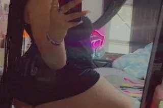 100% REAL💎✨PRETTY*** WET GIRL💗... - Image 4