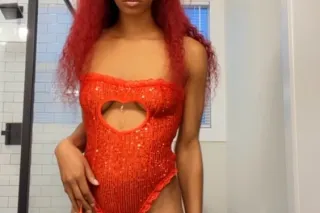 Pretty Petite Californian 🏝SPI... - Image 1