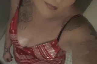 hey im in town again hit me up... - Image 2