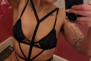 💋Sexy Kitten with a Killer Bod... - Image 2