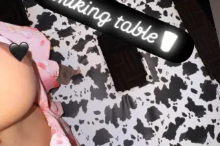 MILKING TABLE AVAIL ATF SQUIRT... - Image 1