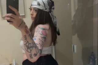 south sac good morning 😜❤😘 eit... - Image 3