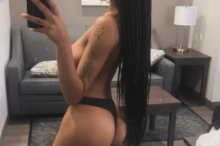 🦋Nashville’s Finest Petite Swe... - Image 2