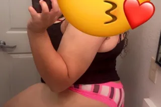 Looking to have some fun tonig... - Image 1