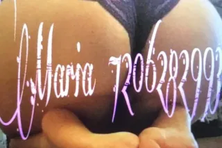 Plump & Juicy Super Busty Lati... - Image 1