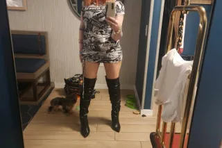 slut me out for tonight - 38 - Image 3
