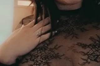 girl next door💋 - 37 - Image 2