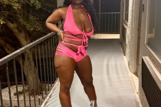 CHOOSE CHOCOLATE💋 - 25 - Image 2