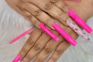 Let me wrap my long nails around your 🍆. 100 🌹 Special. - Image 8