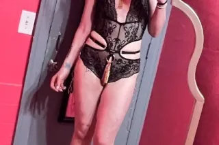 Wanna get a little naughty - Image 6