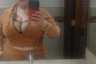 Daisy Dukes massage and play -... - Image 2