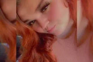 sexy lil red shyt 😍🥰🥀❤ - Image 2