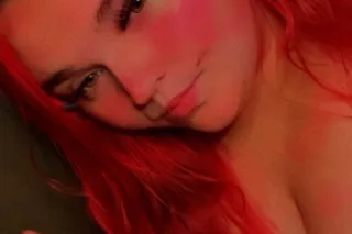 sexy lil red shyt 😍🥰🥀❤ - Image 5