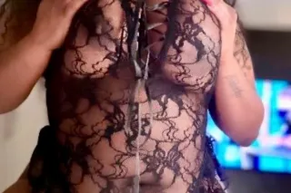 Sexy Ebony Busty and Curvy INC... - Image 1