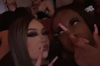 ✨2 Girls💋✨ I LOVE👅 TAKING COCK🍆 INSIDE 👌MY 💦 BUBBLE 🍑BUTT - Image 11