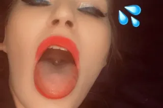 👋🏻🤗cum seenme suck and fuck!! ... - Image 2