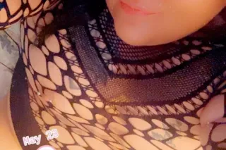 moni sexy. 🤍💜 bbw available no... - Image 1