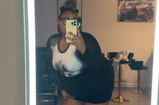 🥥COME SEE PEACHES & HAVE IT UR... - Image 1