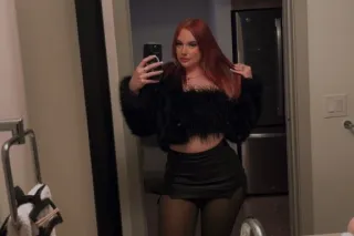Your Favorite Big Booty Red Head💦💦 - Image 7