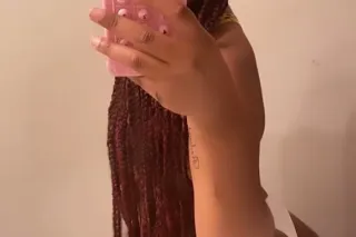 come see me dada😩💦LAST DAY her... - Image 1