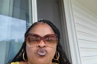 Cum and Let This Cougar make U Moan - Image 5