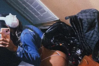 pretty,young & tight available... - Image 3