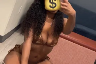 Slim Thick, Soft, And Skilled 😝💦💋 - Image 2