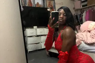 NEW CHOCCOLATE TREAT 🍫ITS MY BIRTHDAY 🥳COME SPOIL ME 💕ONLY HERE TIL SUNDAY ✈ - Image 5