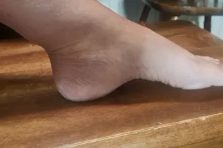 Hey...wanna cum play - Image 3