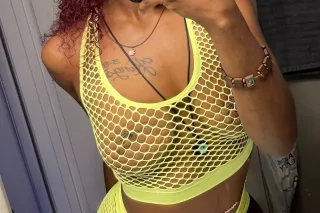 come see destiny , wet and wild papii😘 ask for my deals today , dont miss out - Image 9