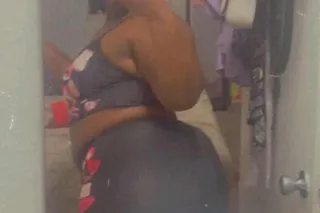 smart beautiful thick choclate - Image 2