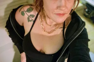 it was the day after Christmas... - Image 4