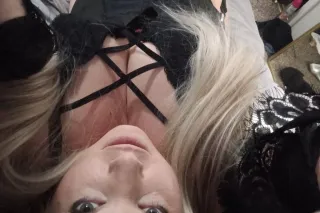 Come slide into my chimney... - Image 6