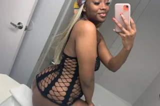 ROYAL PALM BEACH Sweet enough to taste💋💦, bad enough to regret💦🤭 - Image 6