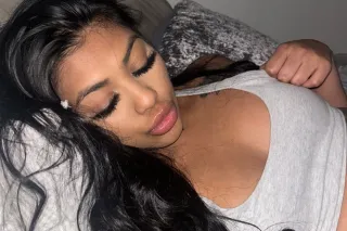 Nice lips 💋 Thick Hips🍑 LATINA... - Image 1