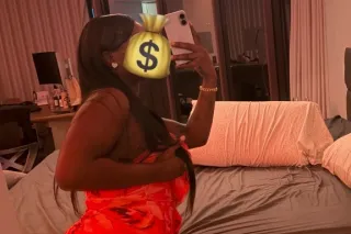 pretty slime thick big booty freak - Image 5