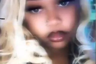 💋LET ME GIVE U A THROAT KISS 💋... - Image 1