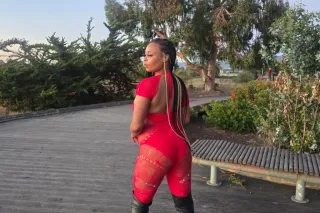 bounce booty with amazing skil... - Image 4