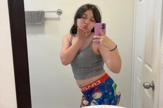 pretty petite latina - 18 - Image 2