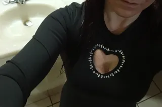 hey its ash im back!! seductiv... - Image 3