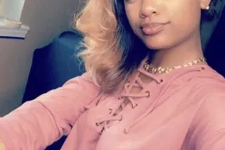 PETITE PLAYMATE 💕 - 22 - Image 1