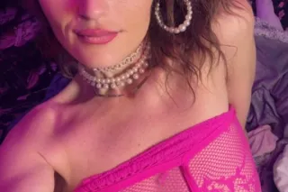 the luxury beteeen my thighs i... - Image 3