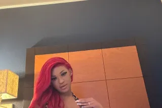 💋 Park City’s Favorite Black Suburban Barbie Is Back Outside 💋 - Image 7