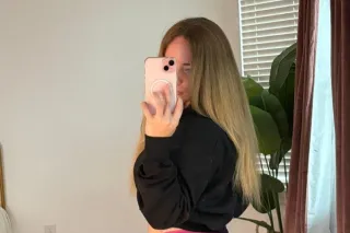 🌹 Attractive, Sweet & Friendly Girl 💕✨ Let’s Make the Day Fun 😘📱 WhatsApp Contact 📲 (𝟕𝟕𝟐)-𝟑𝟎𝟗-𝟒𝟗𝟎𝟔 Available 💬🏡 Incall | 🚗 Outcall🕒 Available 24/7 🔥 - Image 5