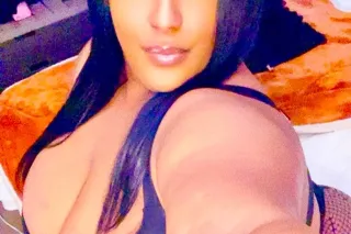 BBW POLE DRAINER VISITING - 34 - Image 3