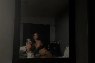 sexy petite mexican 😍😩 - 22 - Image 1