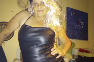 towels needed squirt guarantee... - Image 2